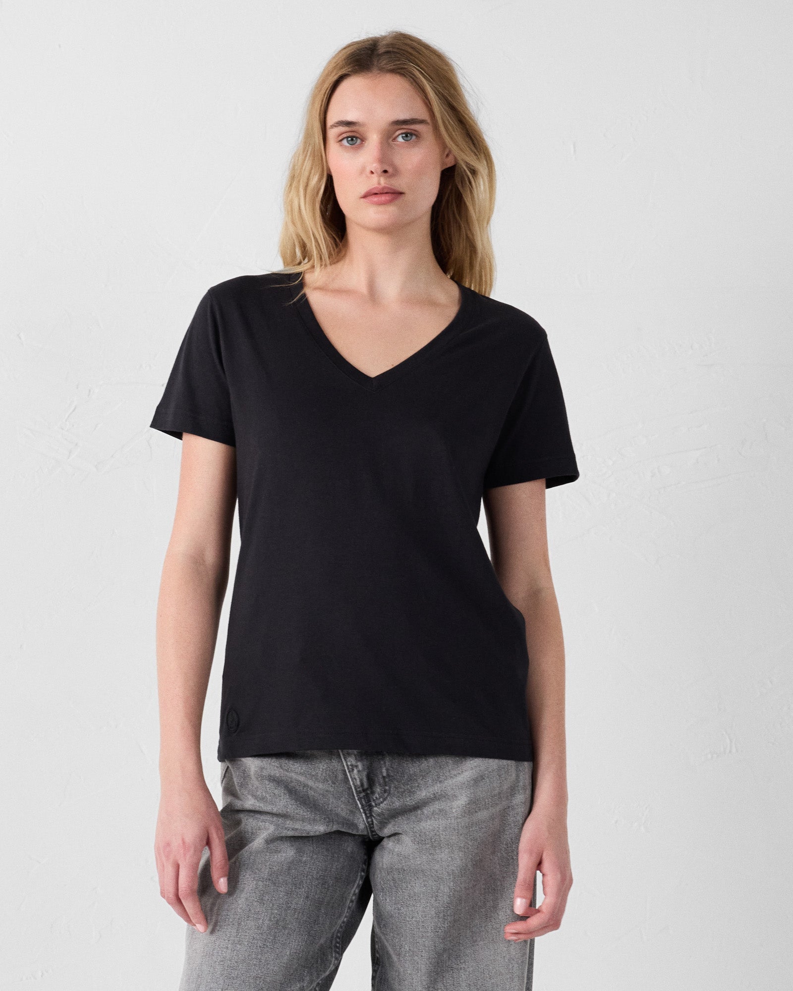 T-Shirt col V Noir Sofy