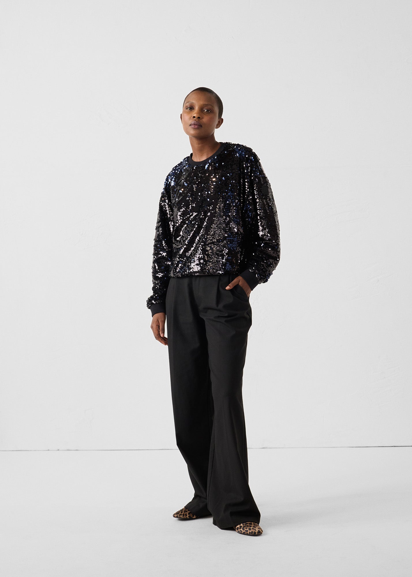 Sweat à sequins Noir/marine Jeanne