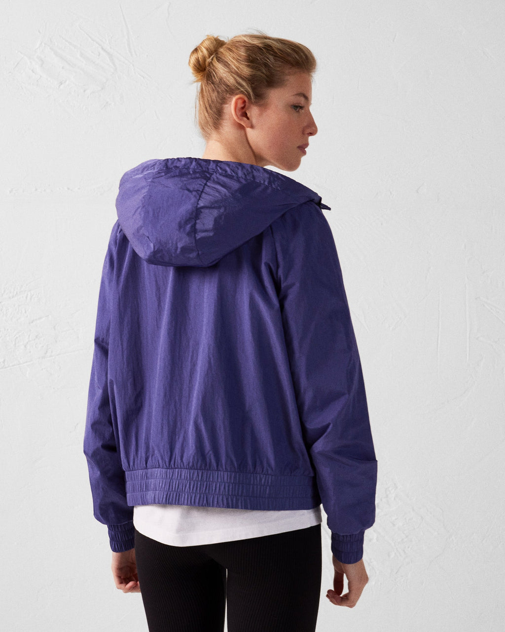 Blouson coupe-vent léger à capuche Bleu mystique Alize