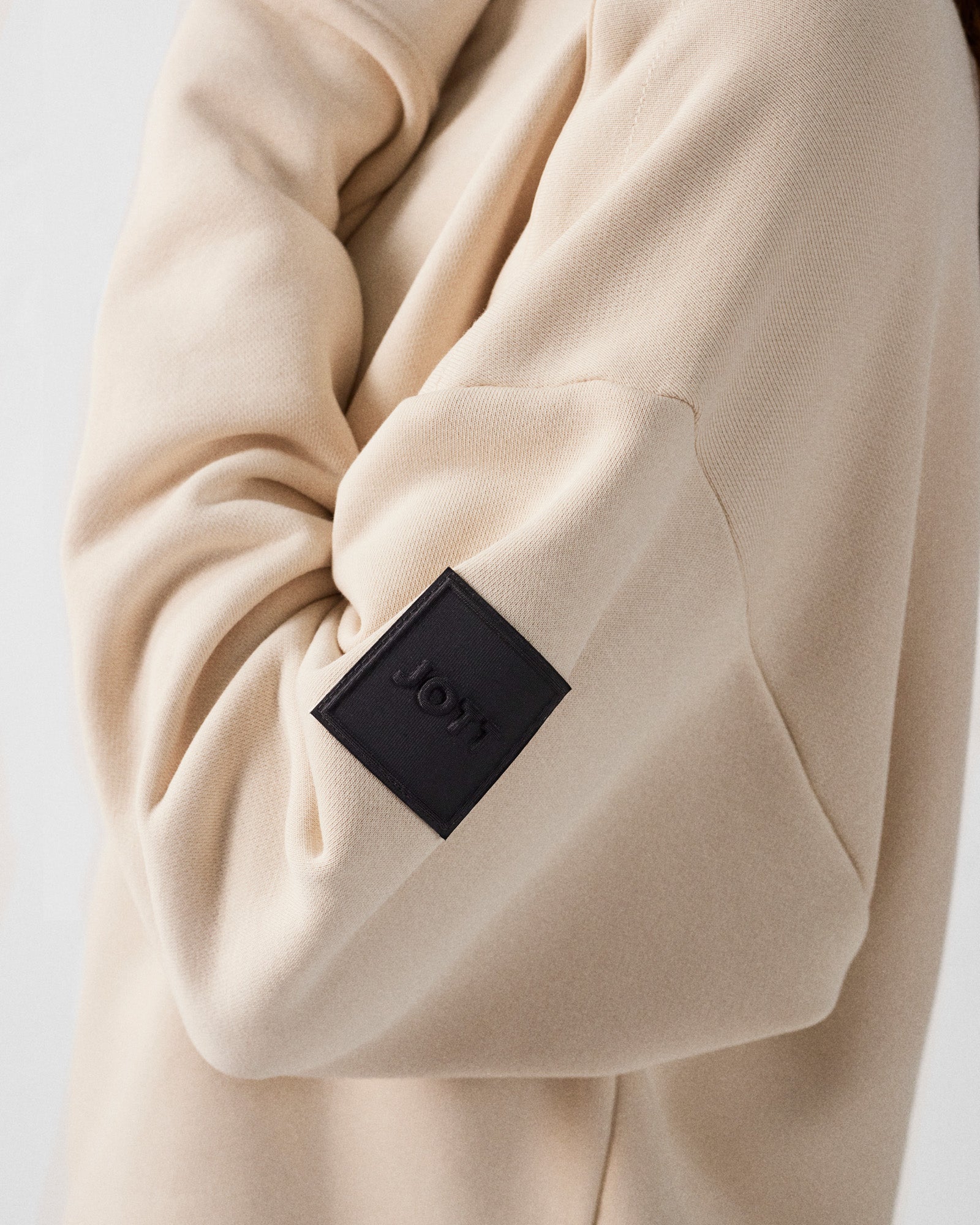 Sweat bimatière col rond Sable Pinako